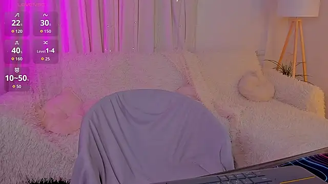 SophiAiriChan webcam