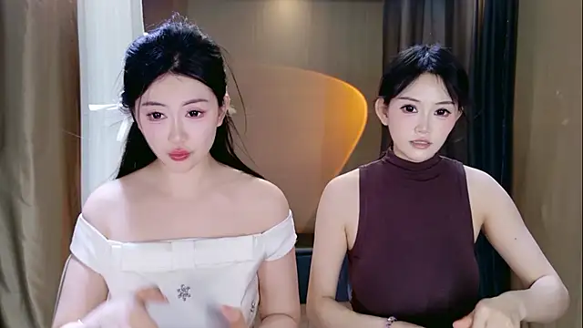 Banana-Milk69 webcam
