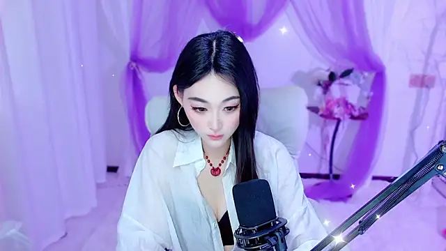Tili_Lucky webcam