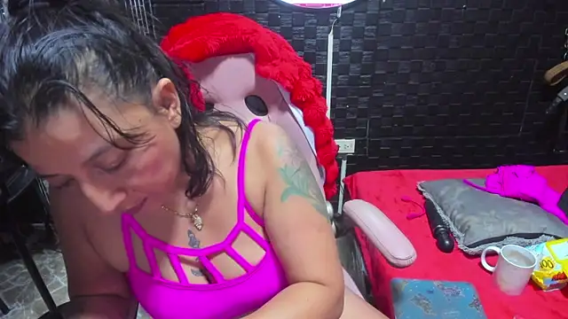 mature_sexi40 - Mature_sexi40's free webcam