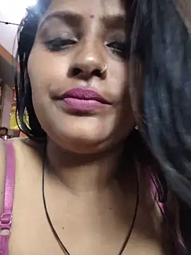 Jasmine_Januja webcam