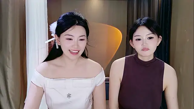 Banana-Milk69 Live Webcam on Stripchat