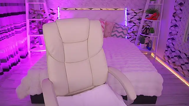 ArianaDarkk webcam