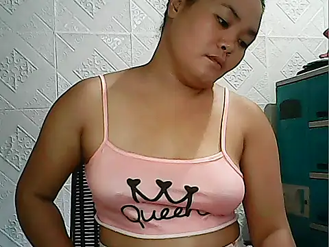 CreamyPussy4uxx webcam