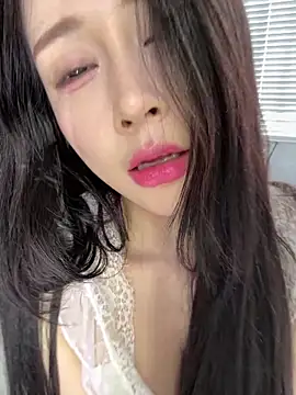 yiyi_3523 webcam