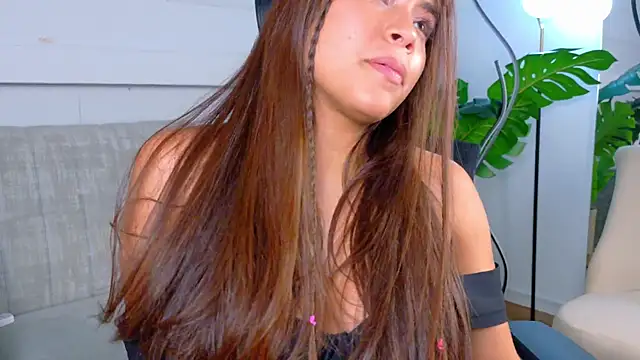 HelenaFoumier webcam