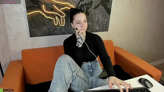 honey_cherrry webcam