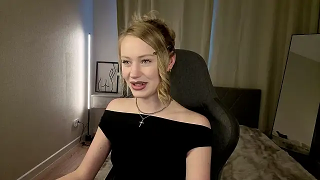 EvaHamilton webcam