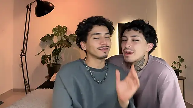 Noah_and_Steven webcam