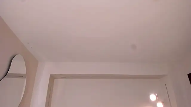 LoiseHarper webcam