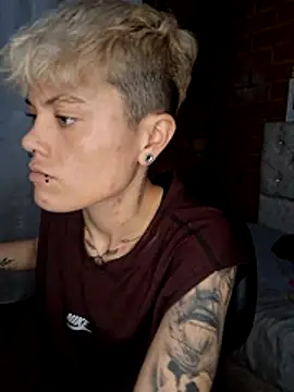 Megan-r webcam