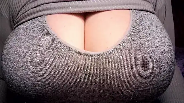 AnnyelinnaLove webcam