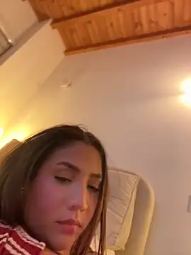 vellaah's live cam