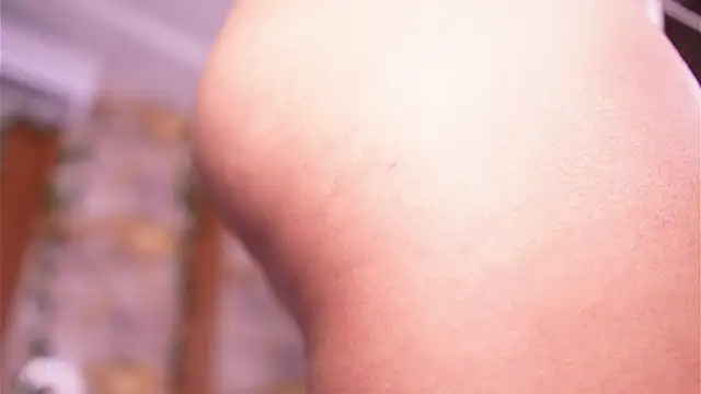 zoey-fox (F young) - 1 PLUG INSIDE MY DELICIOUS BUTT