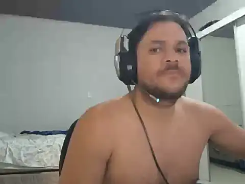 Miguelion2308 webcam