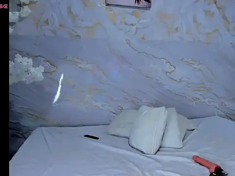 Mariam_Rossee webcam