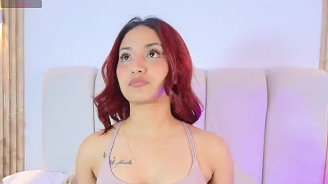 ScarlettVelvet webcam