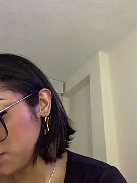 LilithMonette webcam