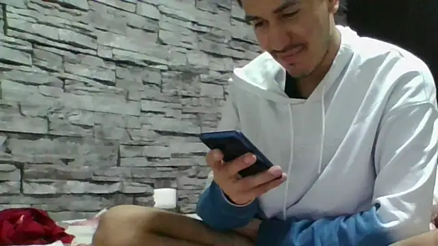 Sexylatin64 webcam