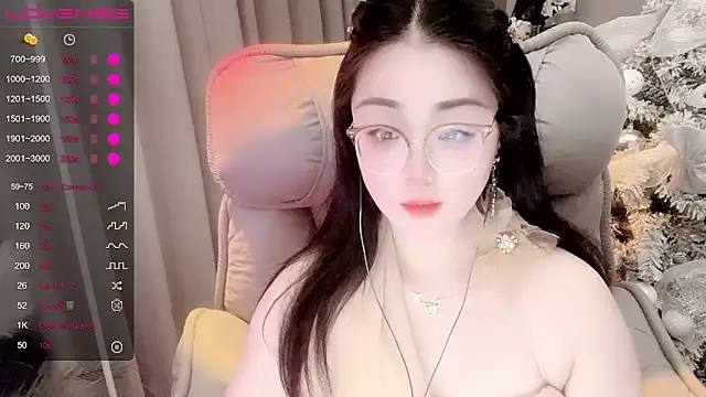 Monica-666888- webcam