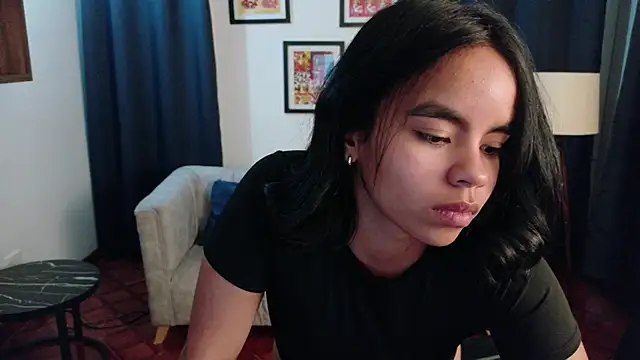 SofiaMante_ webcam