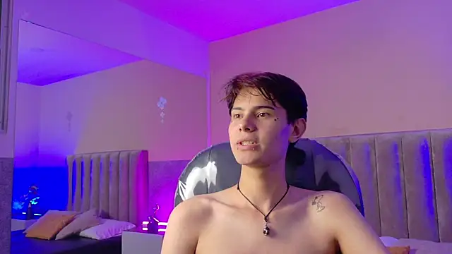 Derek_Sinn webcam