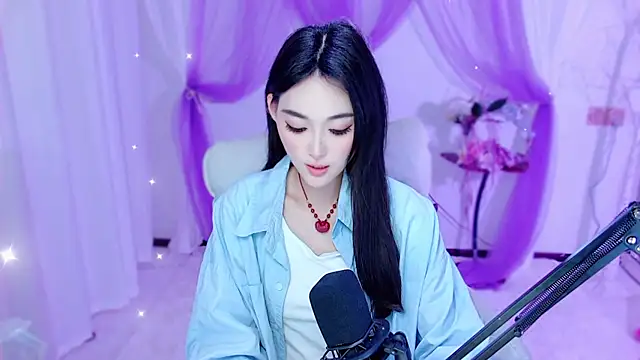 Tili_Lucky webcam