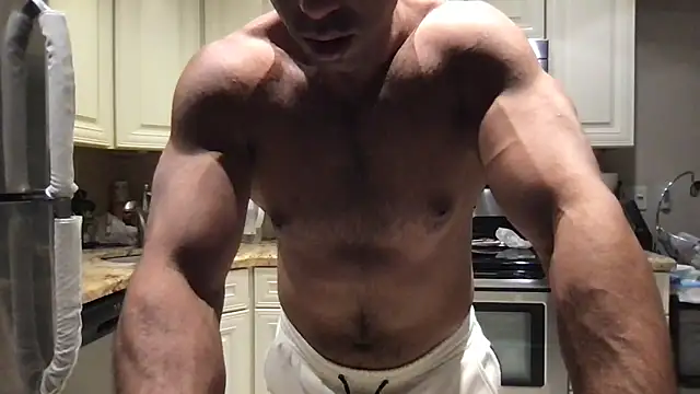 BigGuyMuscle webcam