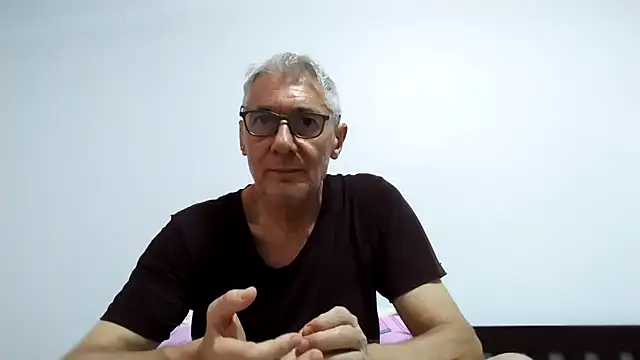 BIGUNCUTHARDCOCK webcam