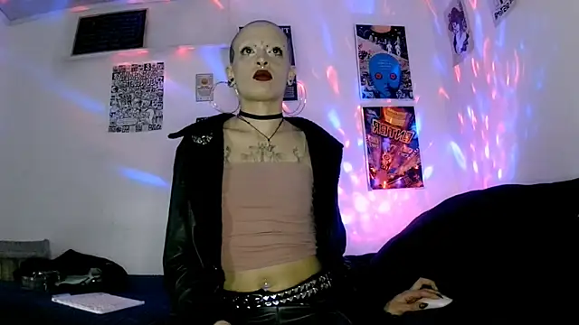 plutonbluemooon333 webcam