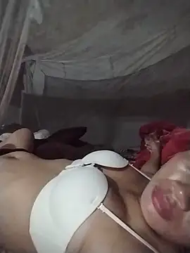 djdddj1 webcam