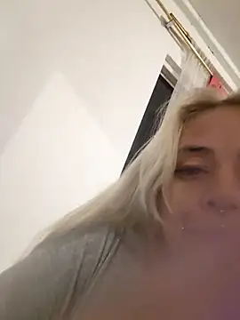 sofigirlgold webcam