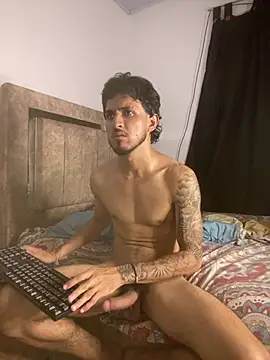Kriss_Edwards webcam