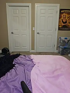 AmethystFoxx webcam