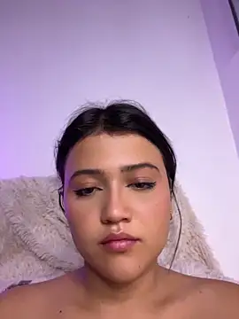 alisson_carolina73 webcam