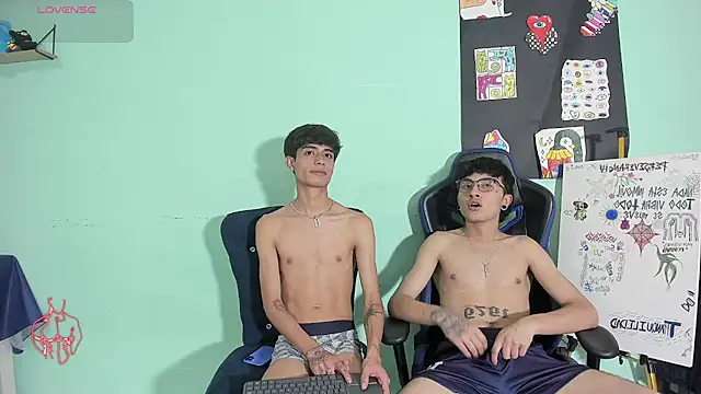 TYLERhHOT2005 webcam