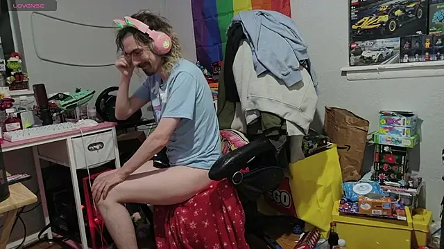 tallnerdyguy webcam