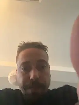 SweetBoy32 webcam