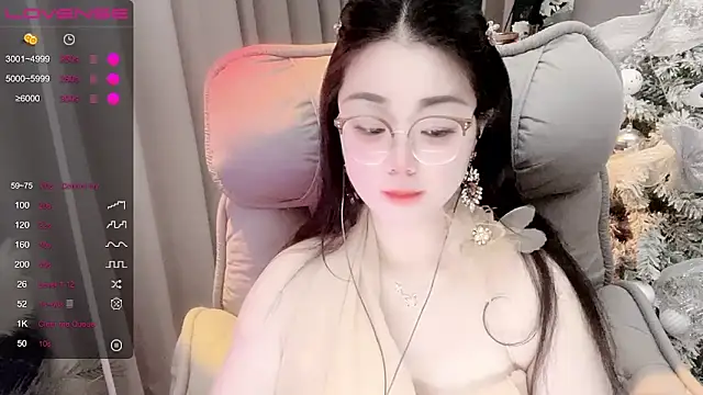 Monica-666888- webcam