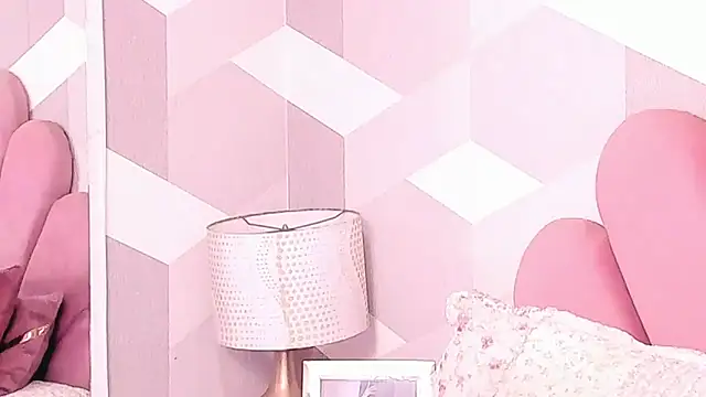 KylieMonnett webcam