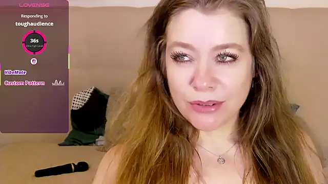PetersEmily webcam