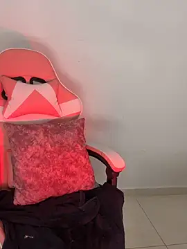 ScarletVelvetX webcam