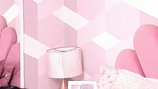 KylieMonnett webcam