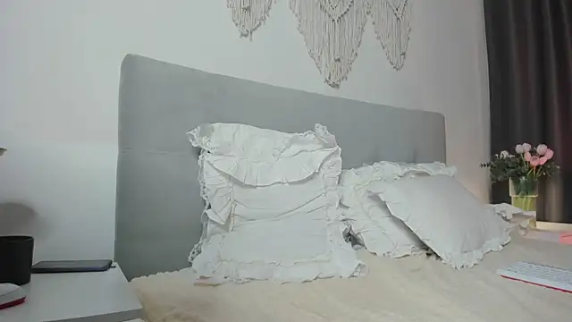 Villanelle_Dela webcam