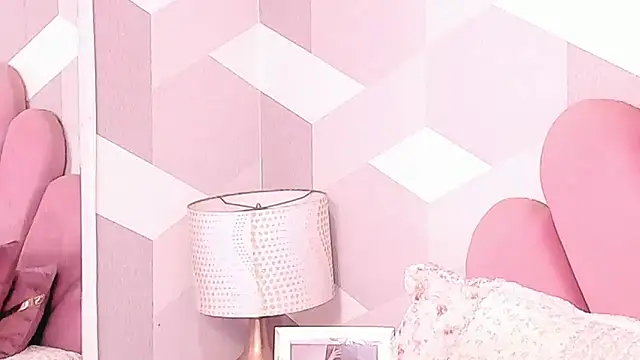 KylieMonnett webcam