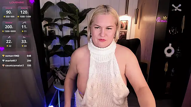 YolandaKiss webcam