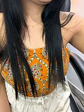 escape_with_me from StripChat is Freechat