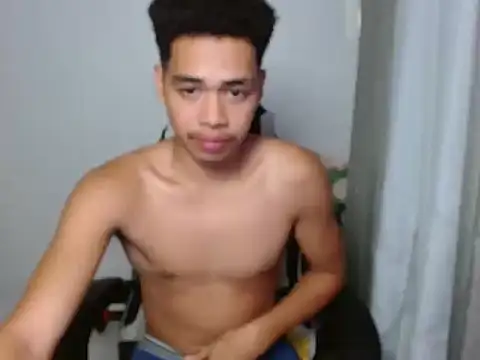 curlyasian_njxx webcam