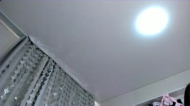 Milly_Lane webcam