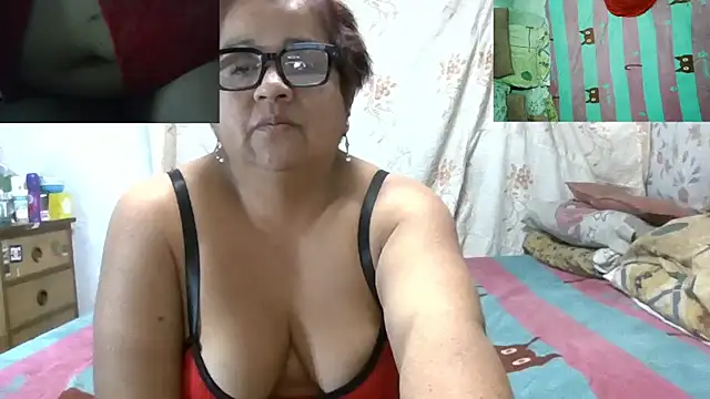 erinadarling79 webcam